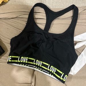 City Strats Love Sports Bra Unpadded M